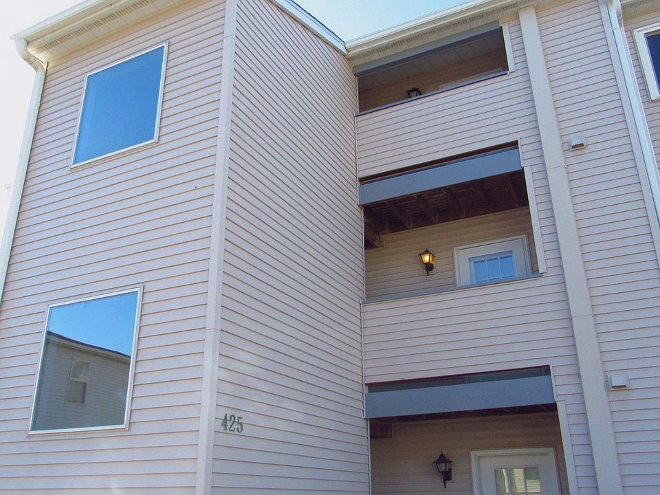 1st image of 425 6th Ave APT A