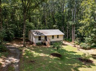 1512 Edwards Dr, Chapel Hill, NC 27516