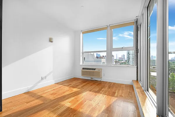 Rented by Compass | media 13