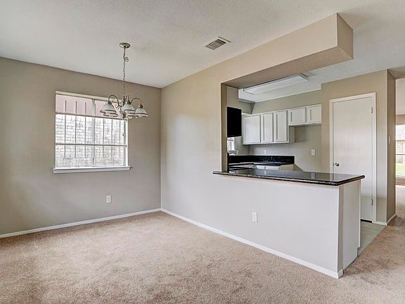 4th image of 11846 Sandpiper Dr