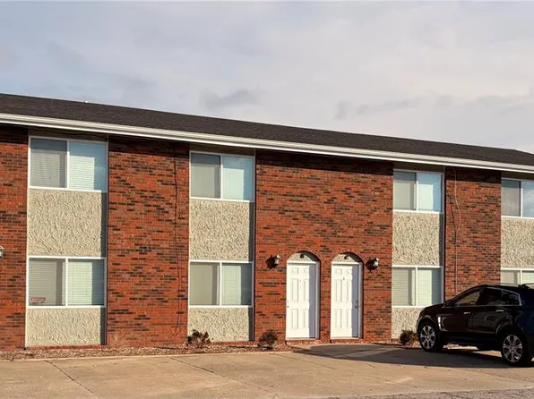 2516 & 2520 Eastview Dr, Belleville, IL 62221