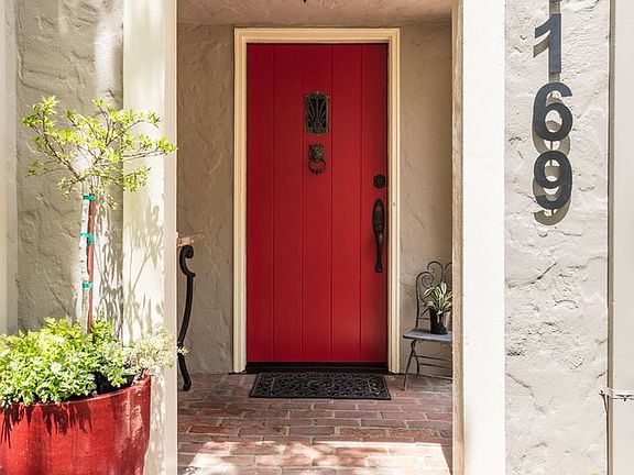 4th image of 1169 Norval Way