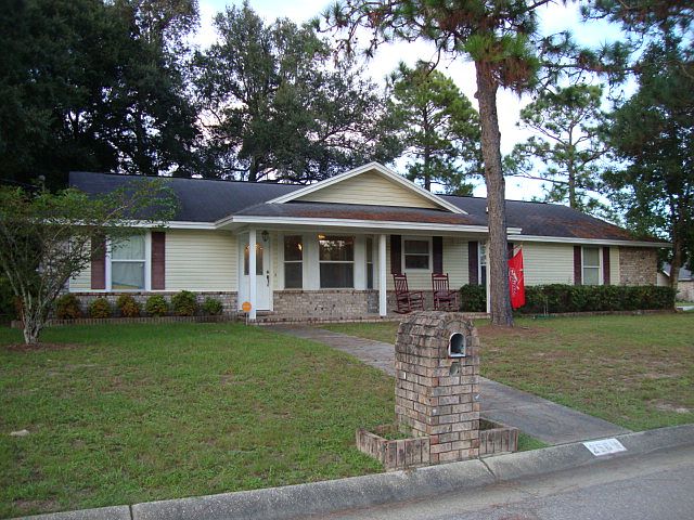 1st image of 2594 Grenepark Pl