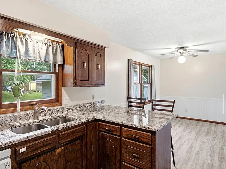 15524 Larch St NW — Photo 16