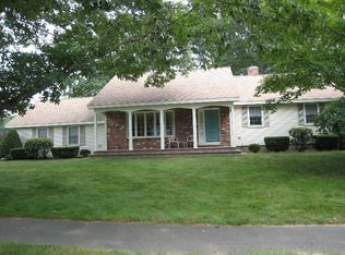 7 Pinewood Cir, Biddeford, ME 04005