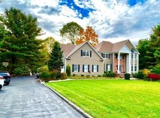 15 Olde York Rd, Randolph, NJ 07869