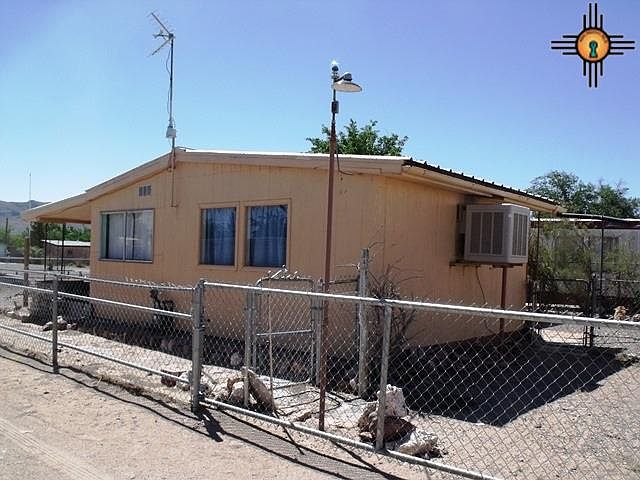 1st image of 101 W Val Verde