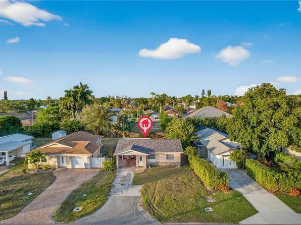 745 105th AVE N, NAPLES, FL 34108