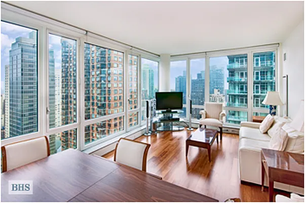 Rented by Brown Harris Stevens | media 25