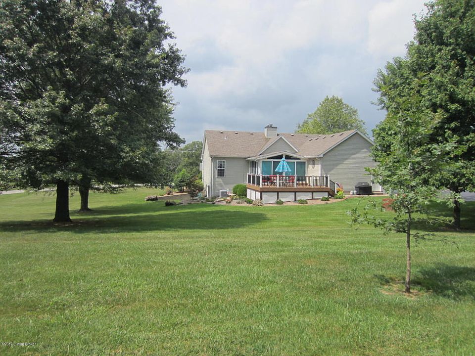 2nd image of 250 Beech Tree Dr