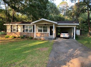 28 Robbie Ln, Saraland, AL 36571
