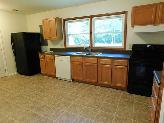 5th image of 506 Bonner Dr