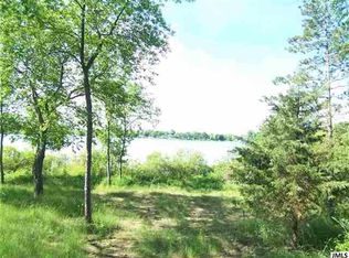 56 Washington Lk, Brooklyn, MI 49230