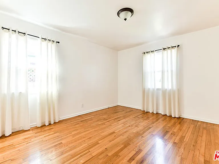 2468 Glencoe Ave — Photo 14