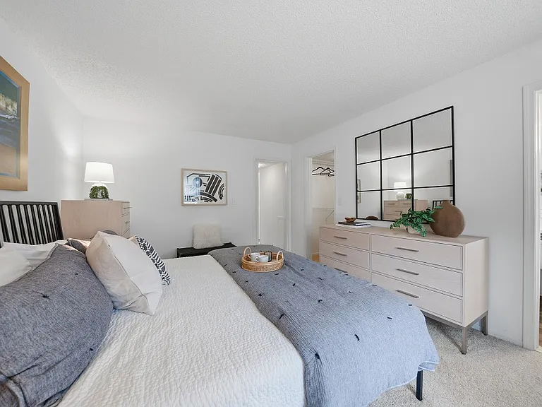 Citation Club Apartments — Photo 13