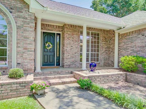 4th image of 17947 Oak Forest Dr