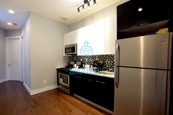 Rented by null | media 2