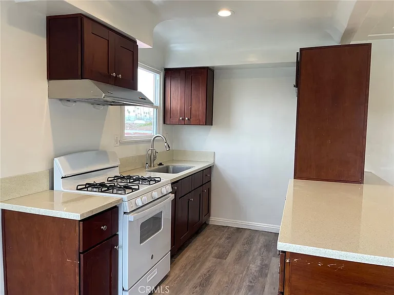 3968 Arlington Ave #1/2 — Photo 6