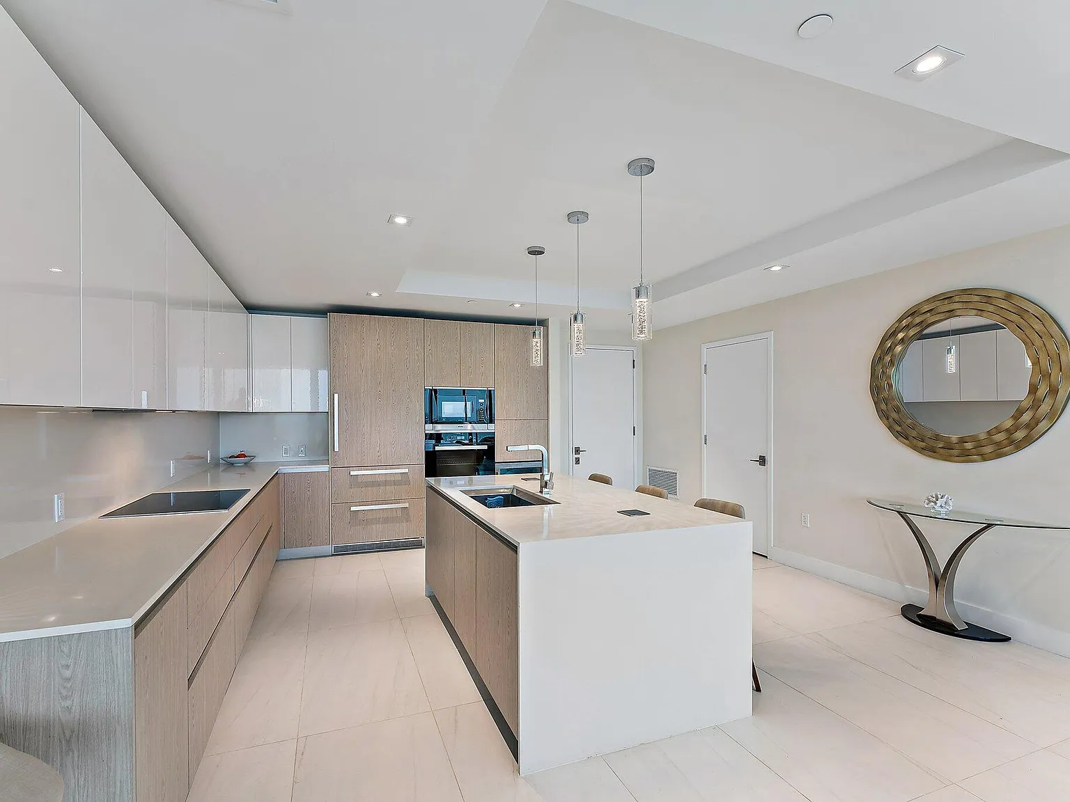 2 bed, 2.0 bath, 1620 sqft, $15,000 — Photo 4