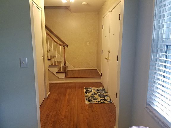 3rd image of 5403 Liberty Ct