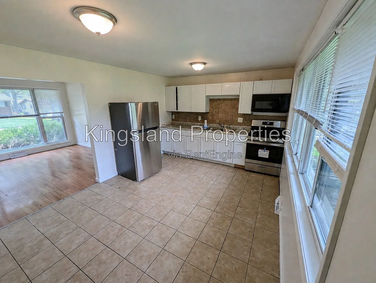 3 bed, 1.5 bath, 950 sqft, $1,450 — Photo 4
