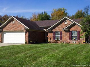 4206 Lakeside Ct, Sellersburg, IN 47172