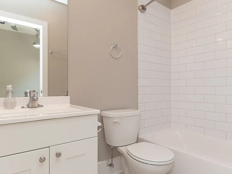 3141 N. Sheffield — Photo 23