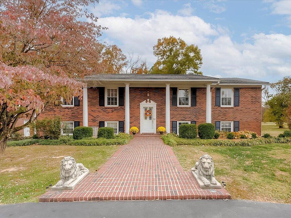 1st image of 100 Brentlawn Dr