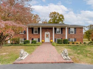 100 Brentlawn Dr, Frankfort, KY 40601