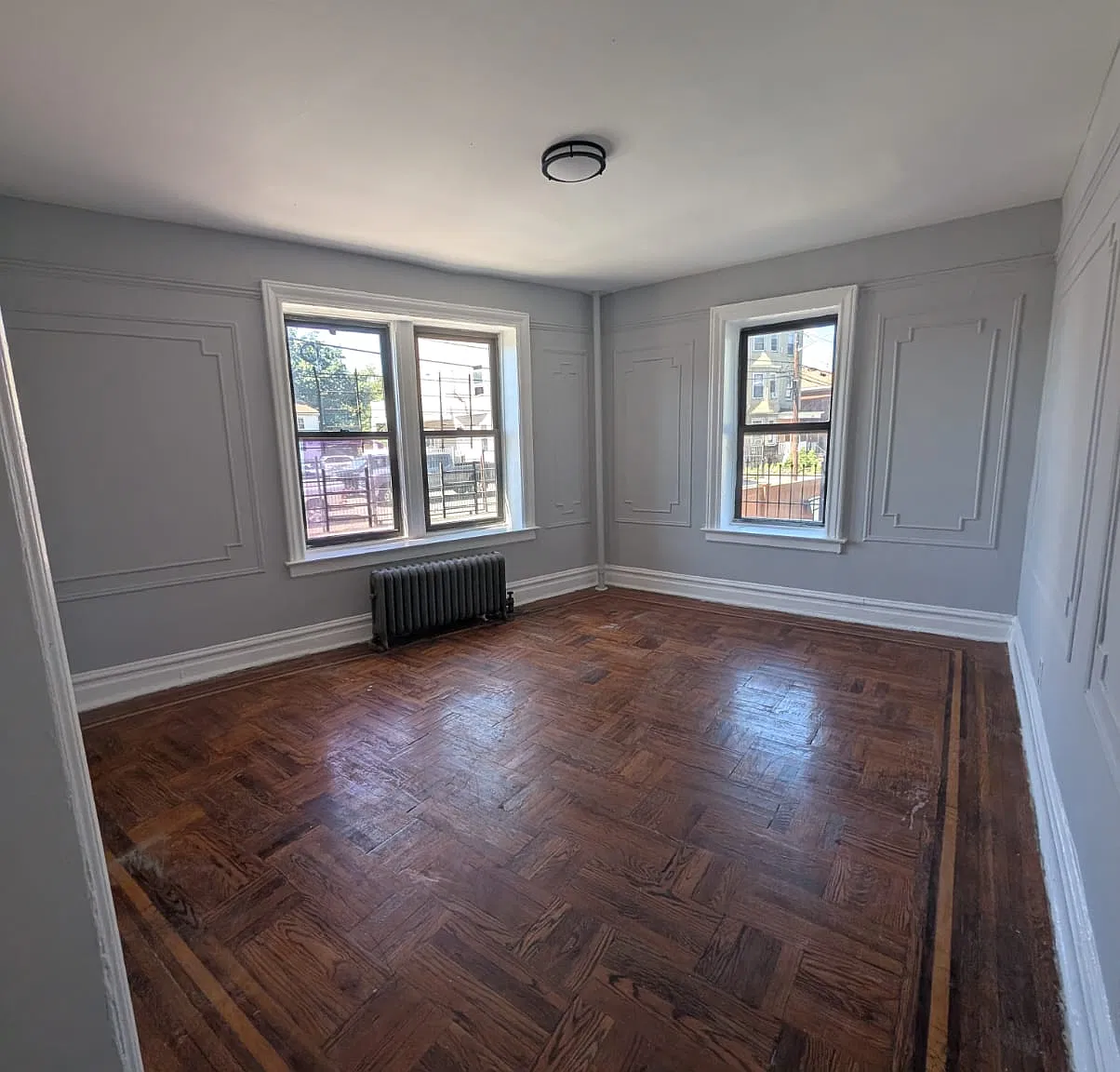 160 Ellis Ave — Photo 3