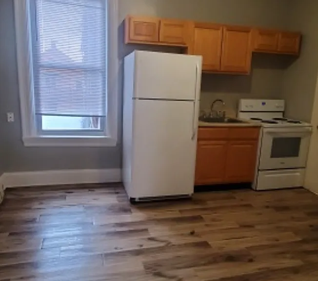 151 E Philadelphia St #C — Photo 5