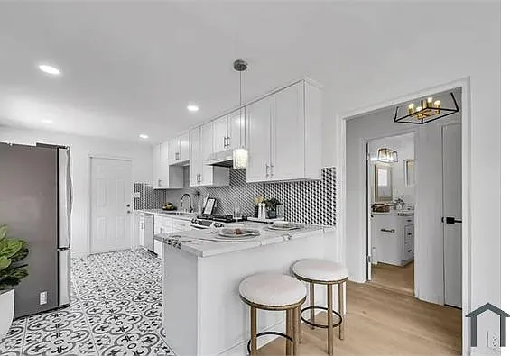 2305 Sesmas St #A — Photo 3