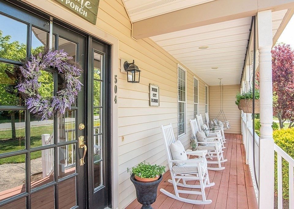 504 Marion Ave, Dighton, MA 02715 Zillow