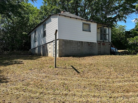 3rd image of 3108 Hollis Rd