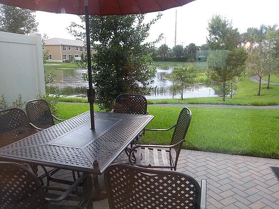 3rd image of 4378 Colony View Dr