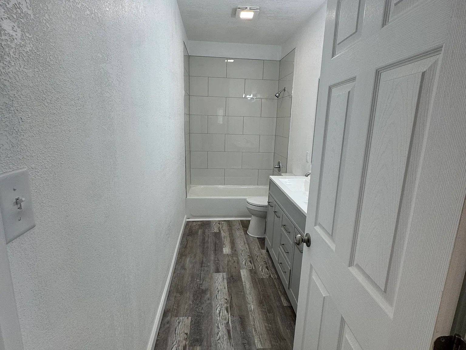 3 bed, 1100 sqft, $1,450 — Photo 4