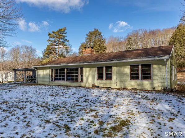 15 Hollow Road, Watertown, CT 06795