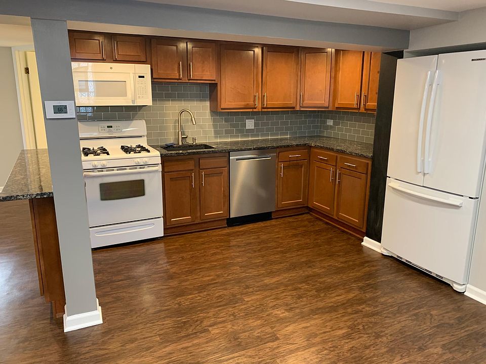1st image of 6834 Churchill St #C
