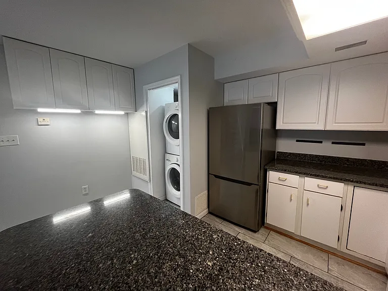 9206 Azure Ct #201 — Photo 13