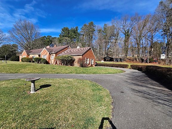 4th image of 1002 W Stuart Dr