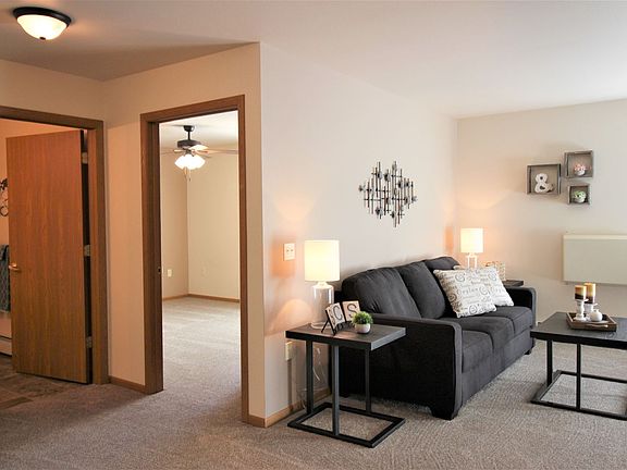 2nd image of 625 E Chesak Ave #3