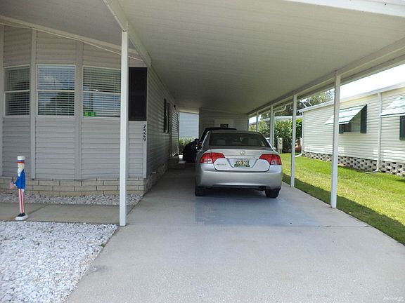 CARPORT