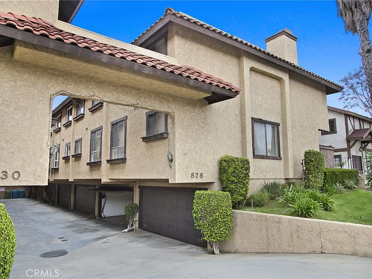 828 N Garfield Ave #B — Photo 2