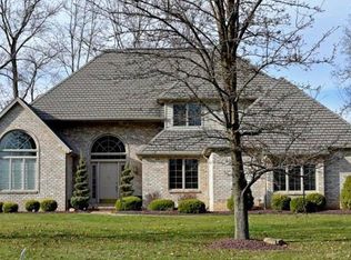 3371 Timber Ln, Hermitage, PA 16148