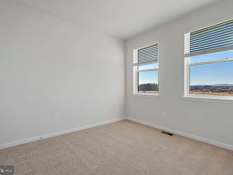 462 Tiller St — Photo 23