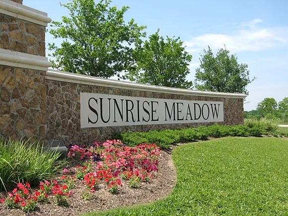 Sunrise Meadow Dr — Photo 8