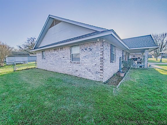 5th image of 2709 Forrest Cir