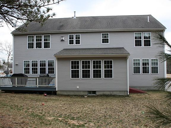 5th image of 32 Beatrice Ave