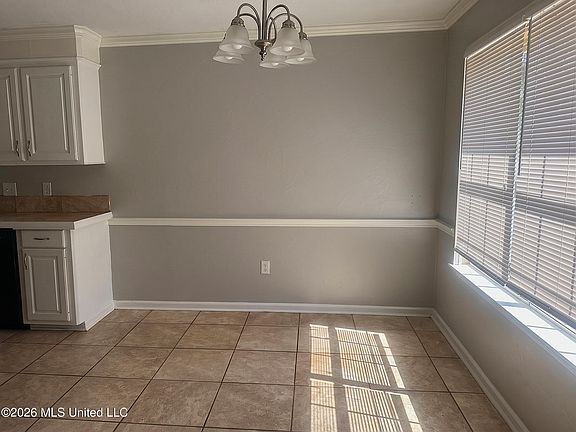 5th image of 140 Willow Oak Ln