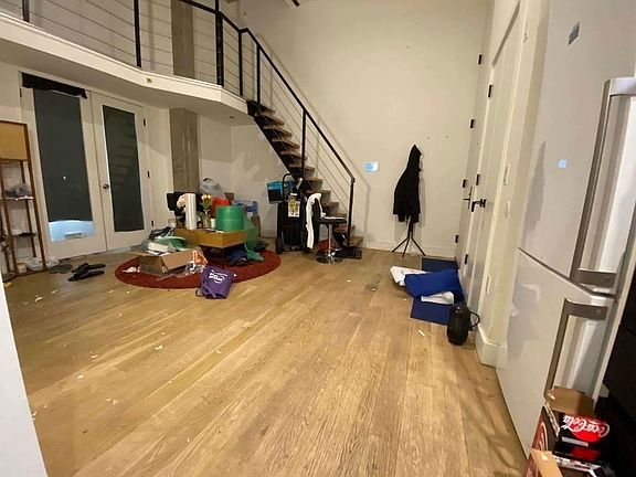 2nd image of 152 Manhattan Ave #4Y